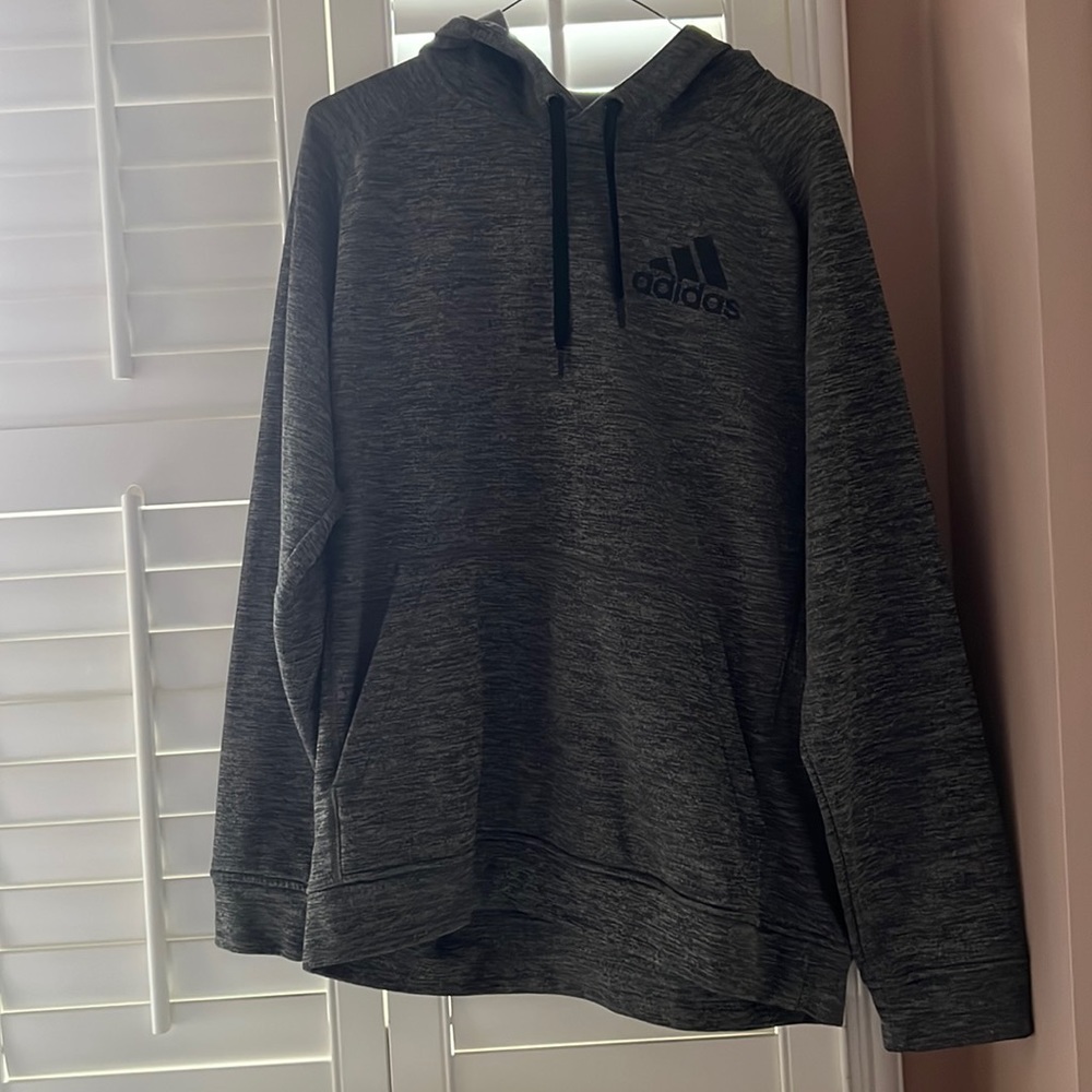 Adidas Sweatshirt